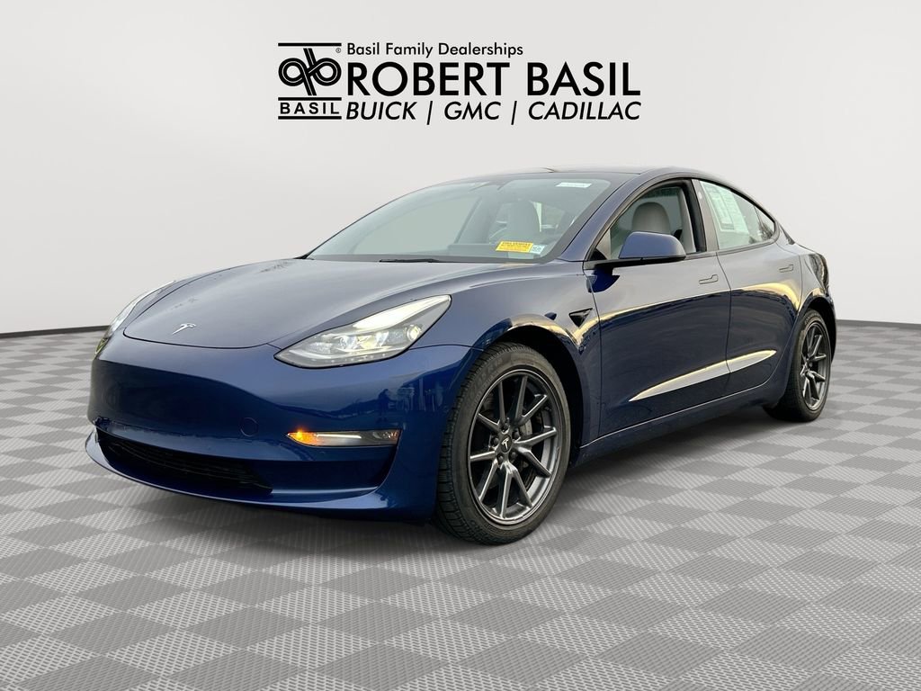 Used 2022 Tesla Model 3 Long Range AWD/4WD image 1