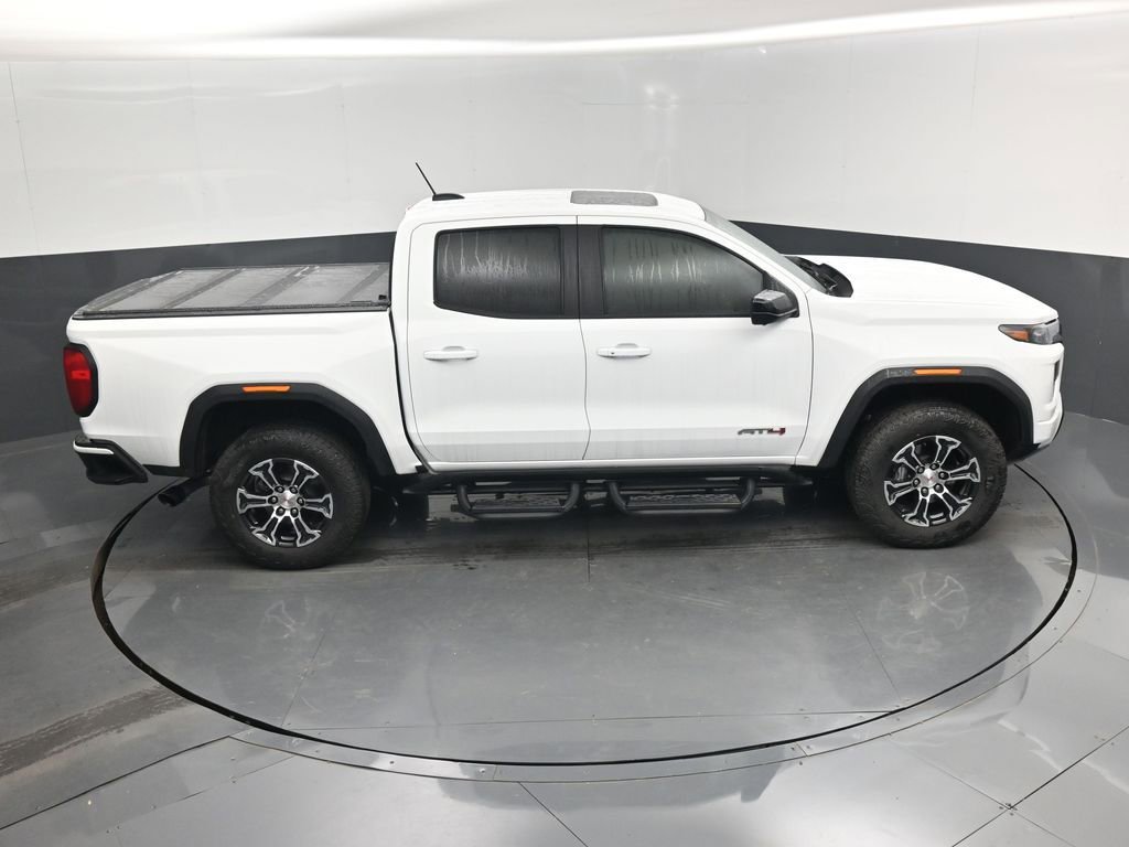Used 2025 GMC Canyon AT4 w/ Technology Plus Package AWD/4WD image 13
