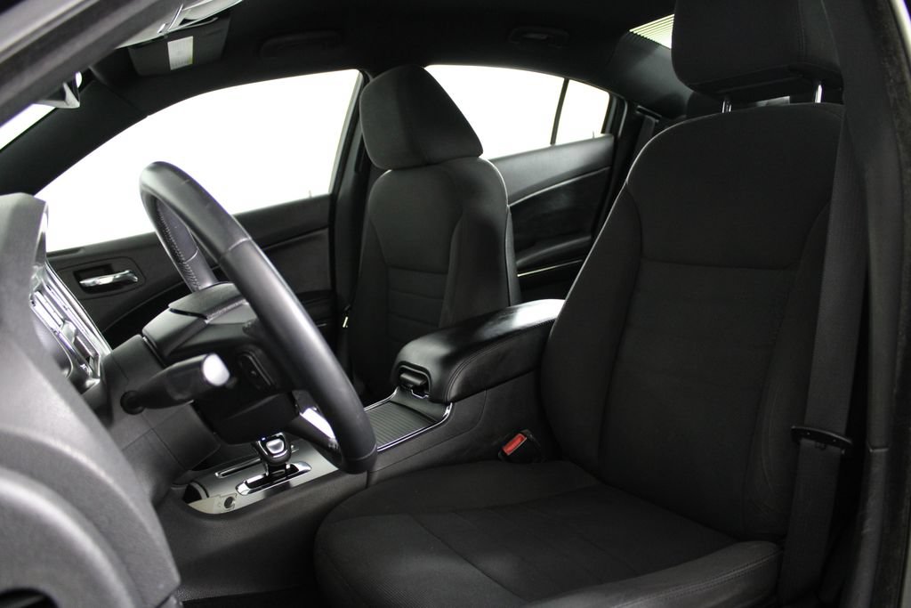 Used 2013 Dodge Charger SE w/ Connectivity Group RWD image 18