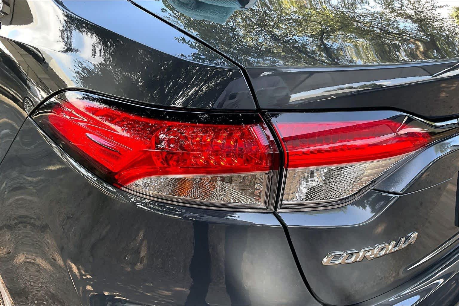 Used 2023 Toyota Corolla LE FWD image 28