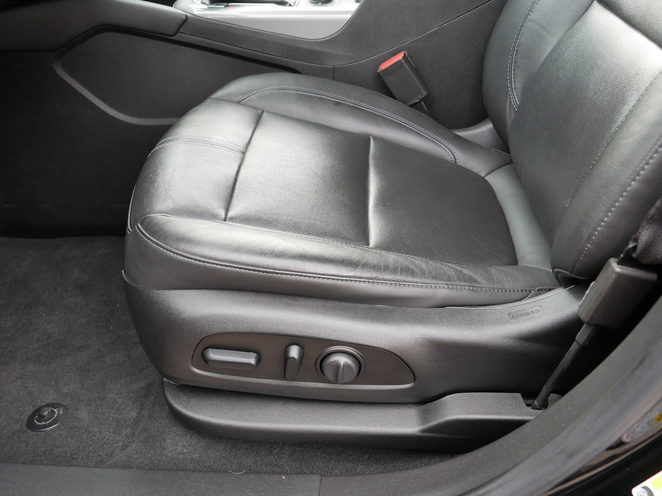 Used 2020 Chevrolet Blazer LT image 20