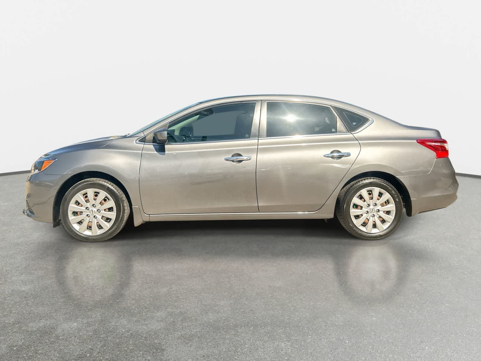 Used 2019 Nissan Sentra S FWD image 4