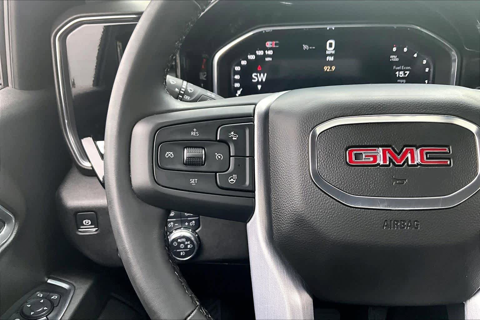 Used 2023 GMC Sierra 1500 AT4X w/ AT4X AEV Edition AWD/4WD image 24