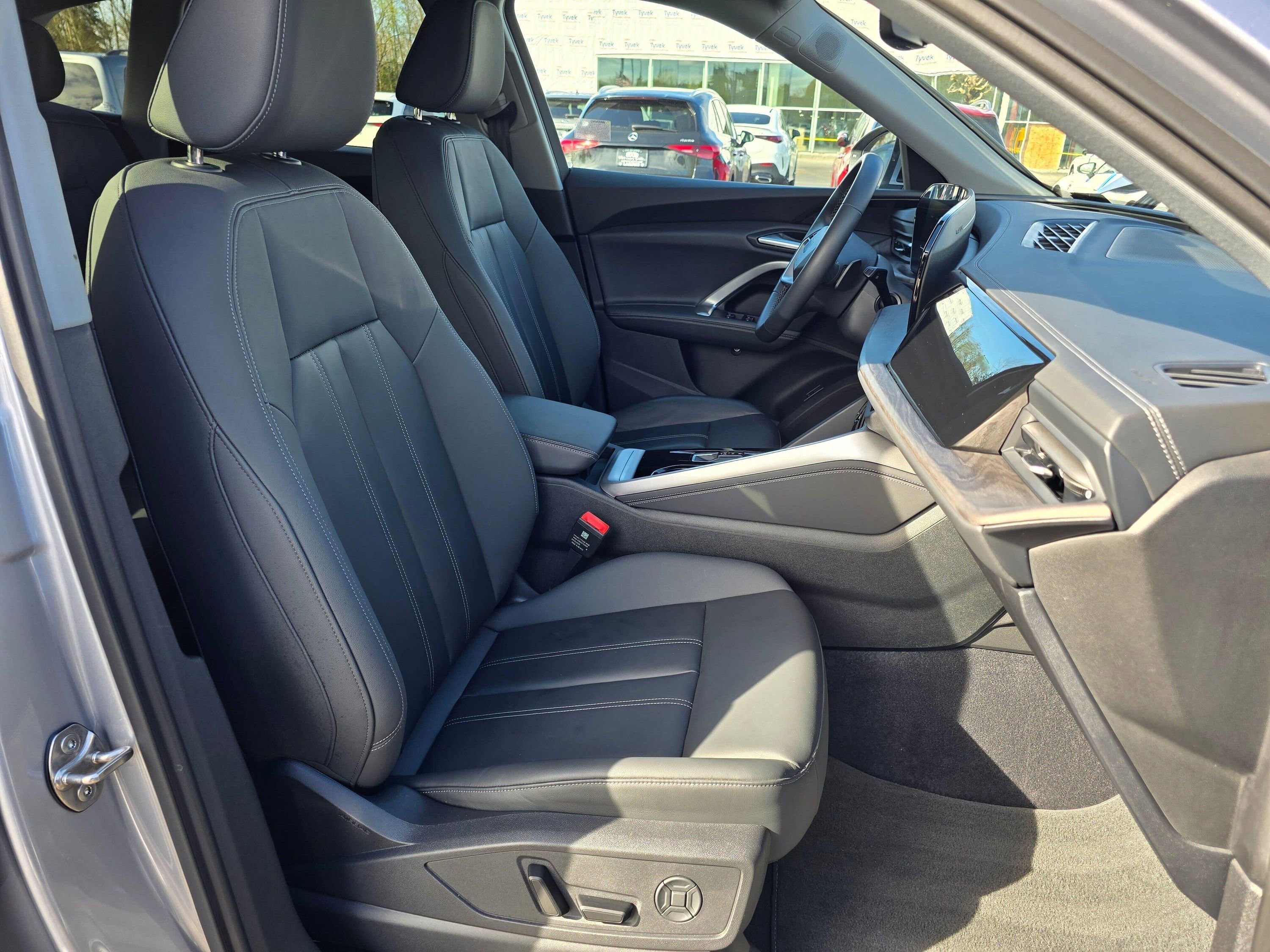 Certified 2025 Audi Q5 Premium Plus w/ Premium Plus image 28