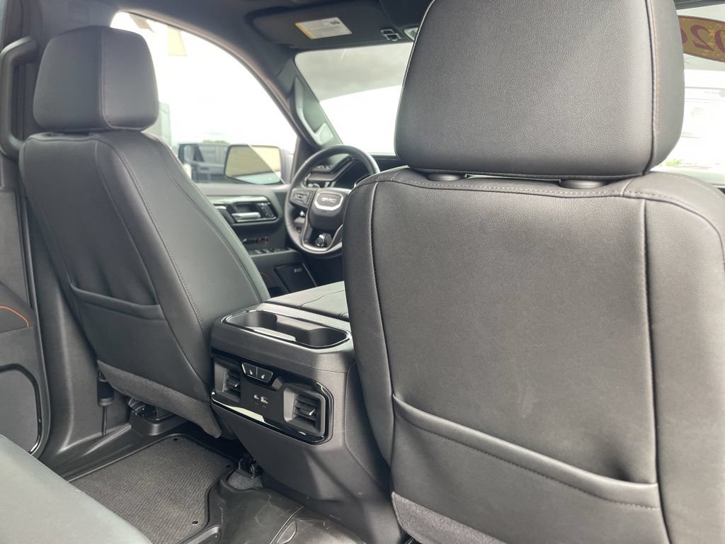 Used 2026 GMC Sierra 1500 AT4 w/ AT4 Premium Package AWD/4WD image 32
