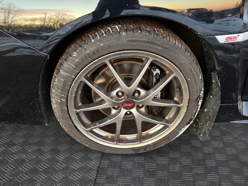 Used 2015 Subaru WRX STI Limited image 9