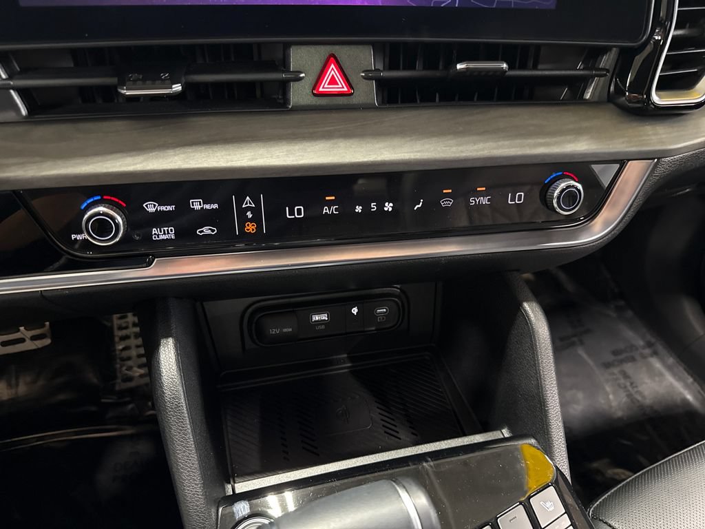Used 2025 Kia Sportage X-Pro AWD/4WD image 19