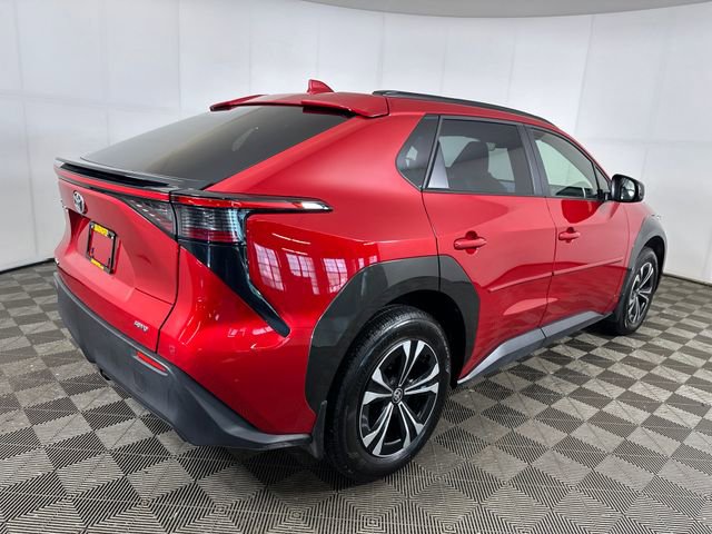 Used 2024 Toyota bZ4X XLE w/ Weather Package AWD/4WD image 3