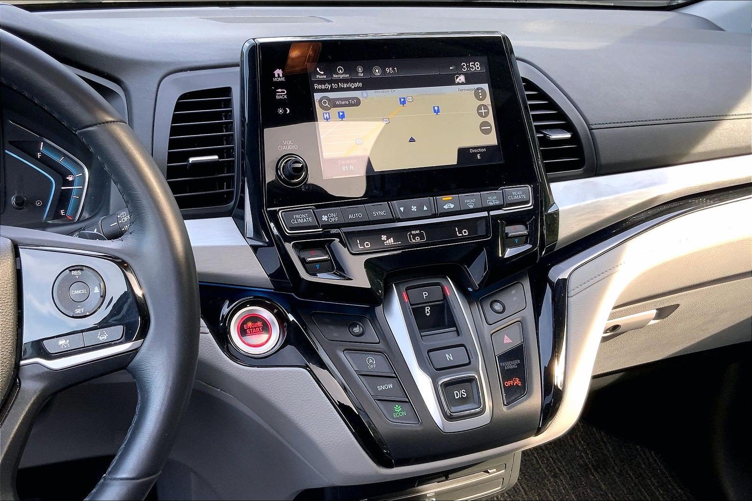 Used 2023 Honda Odyssey Touring image 10
