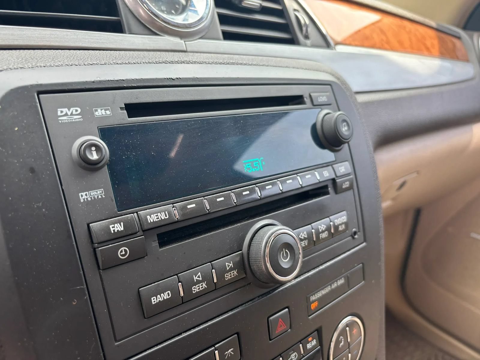 Used 2009 Buick Enclave CXL w/ Entertainment Package #2 AWD/4WD image 24