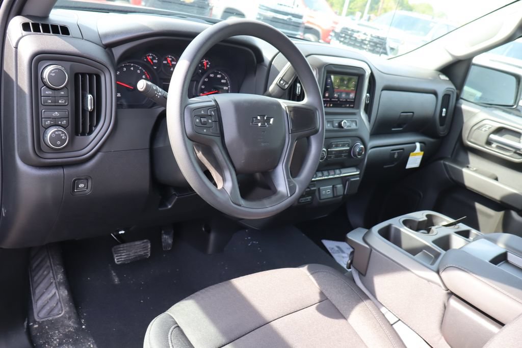 New 2026 Chevrolet Silverado 1500 Custom w/ Rally Edition AWD/4WD image 6