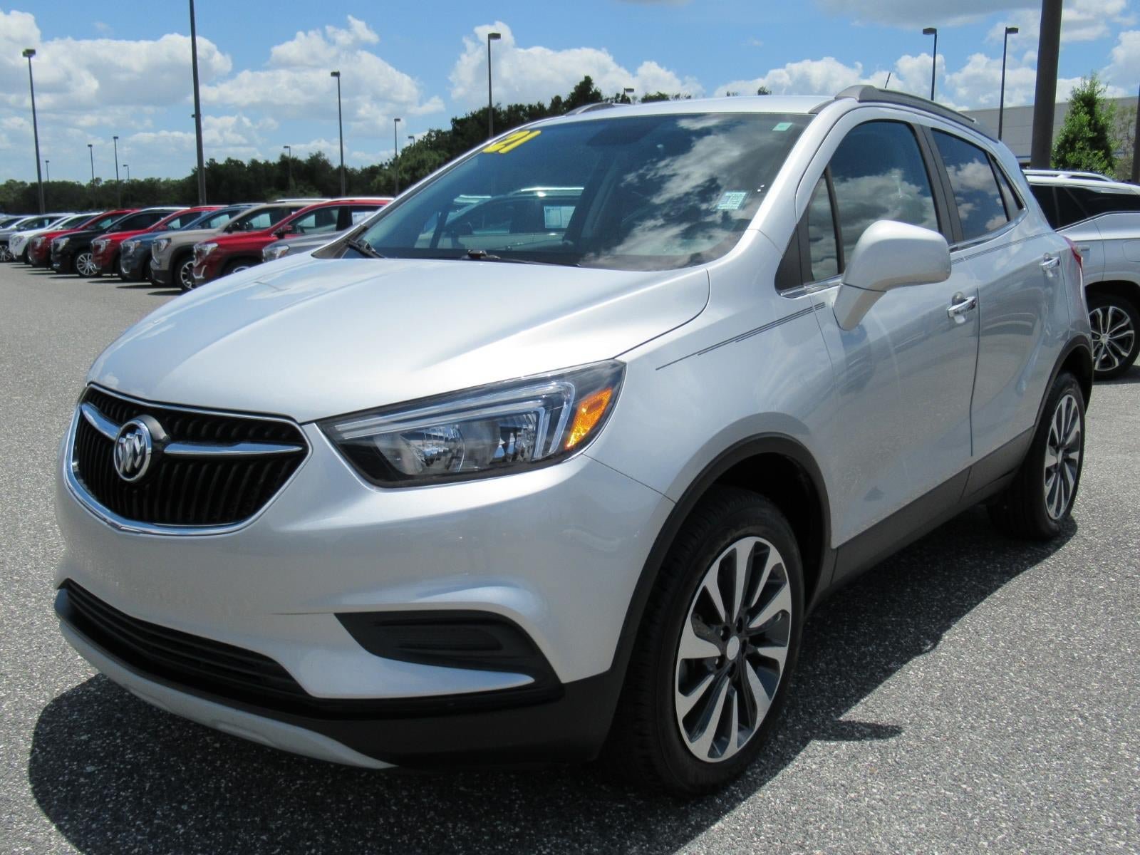 Used 2021 Buick Encore Preferred w/ Safety Package AWD/4WD image 3