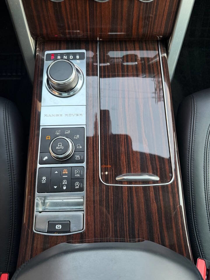 Used 2015 Land Rover Range Rover Supercharged AWD/4WD image 16