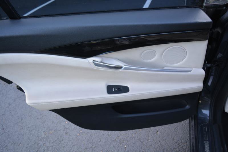 Used 2010 BMW 535i Gran Turismo image 11