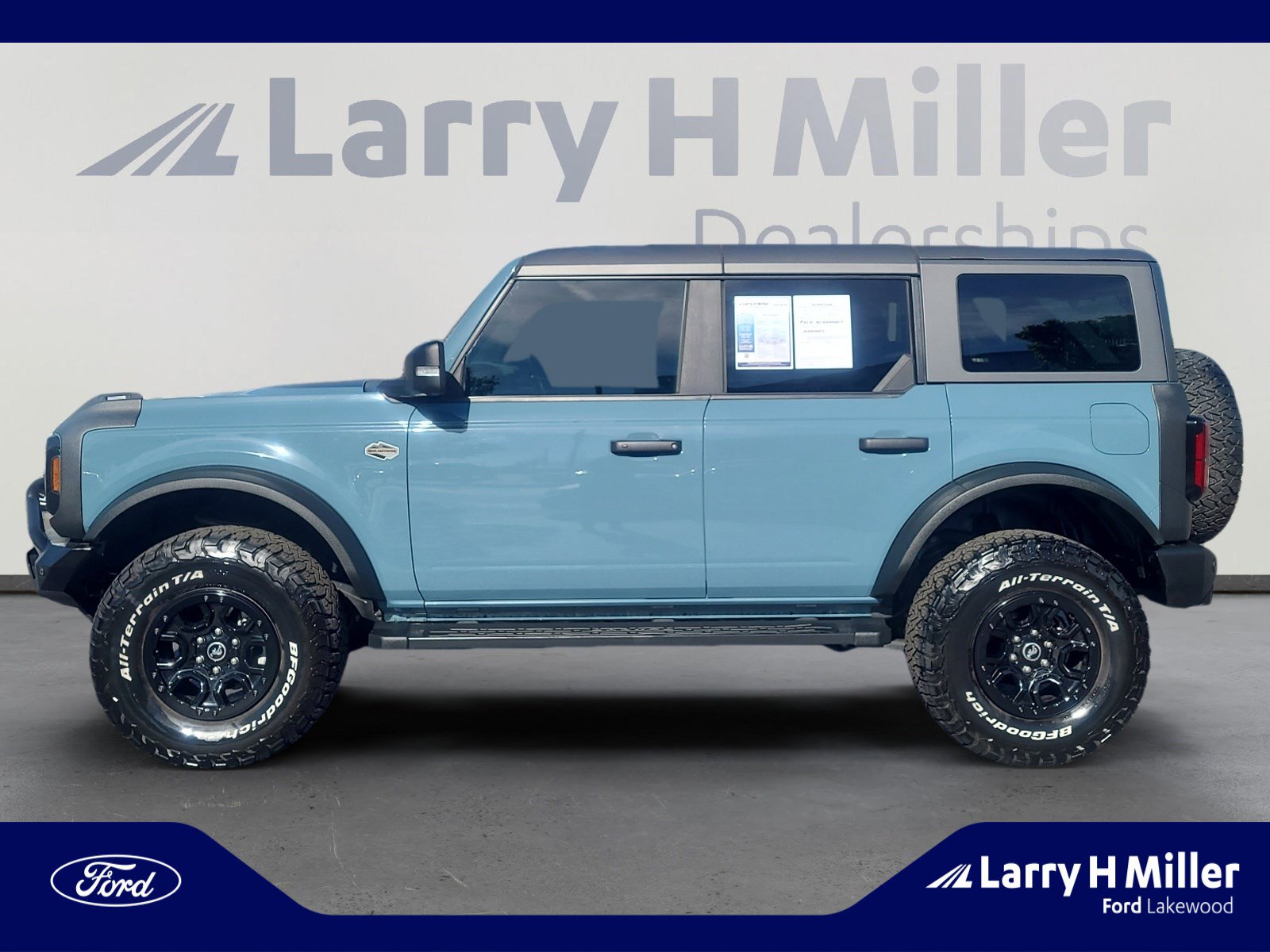 Used 2022 Ford Bronco Wildtrak AWD/4WD image 2