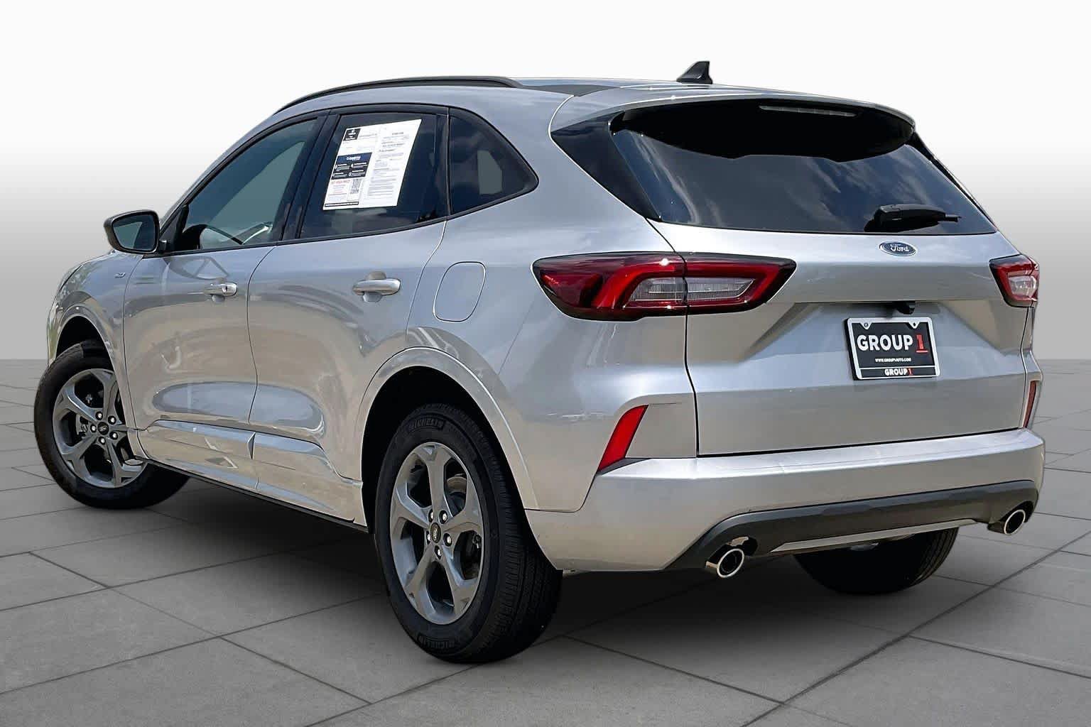 Used 2023 Ford Escape ST-Line AWD/4WD image 11