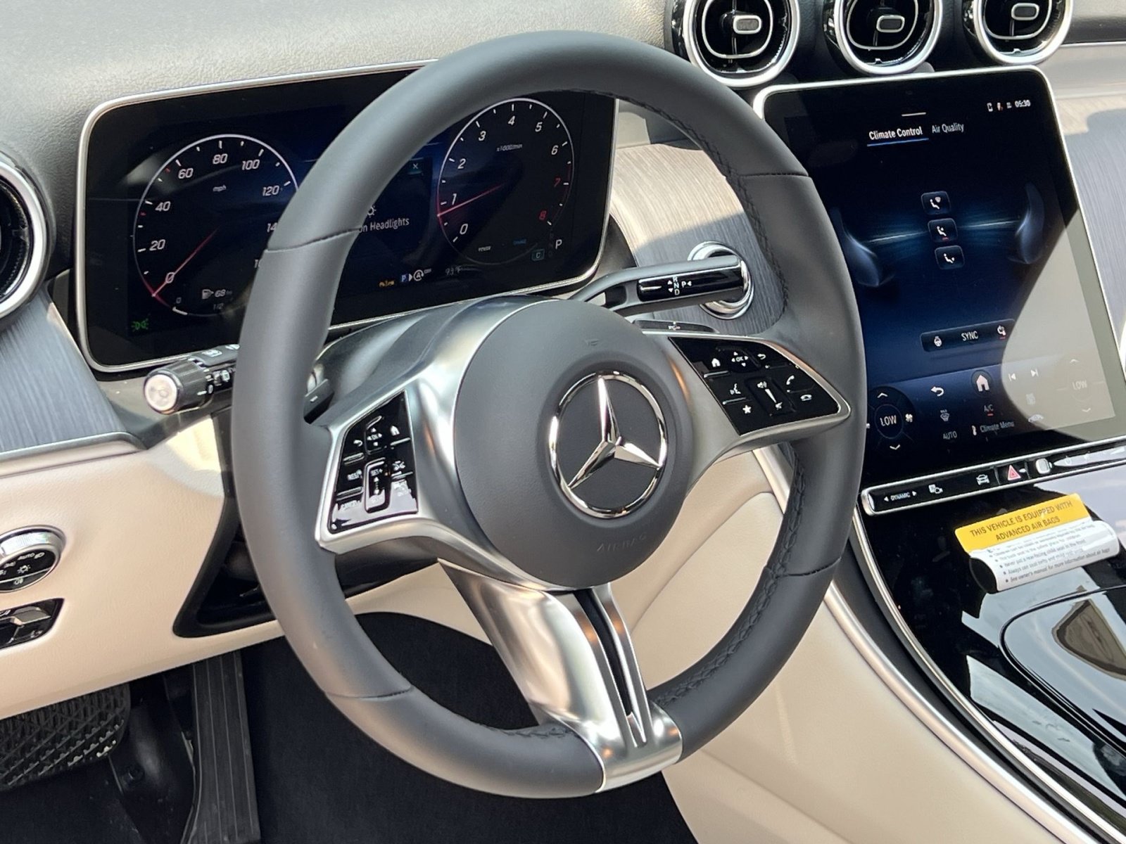 New 2026 Mercedes-Benz GLC 300 4MATIC image 21