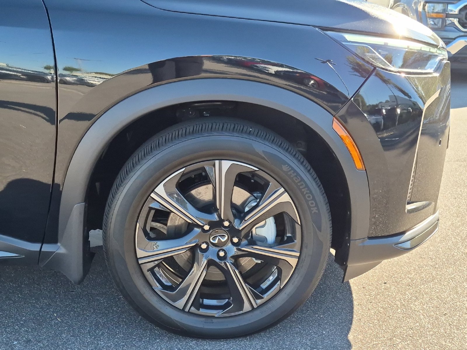Used 2026 INFINITI QX60 Autograph w/ Dark Cargo Package AWD/4WD image 10