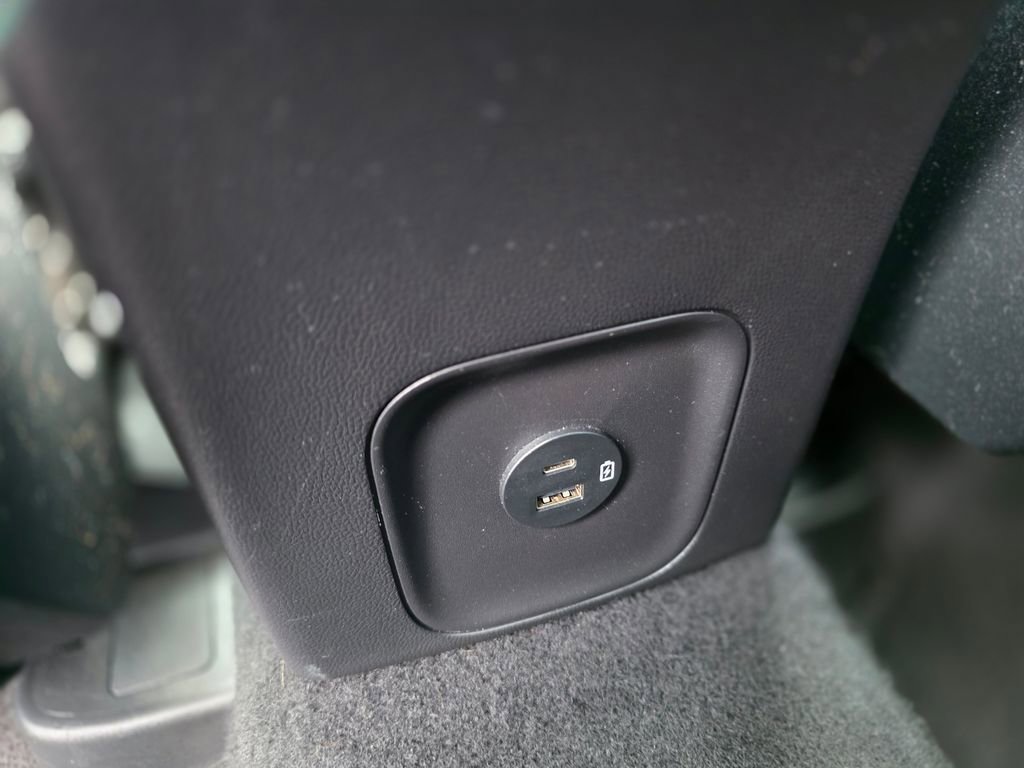 Used 2022 Ford Escape SEL image 17