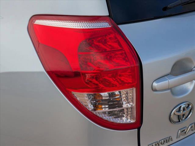 Used 2006 Toyota RAV4 4WD V6 image 10