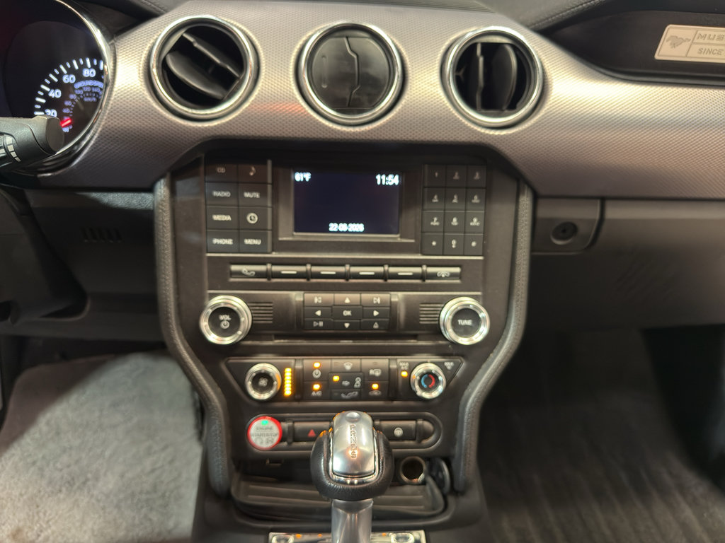Used 2017 Ford Mustang Coupe RWD image 19