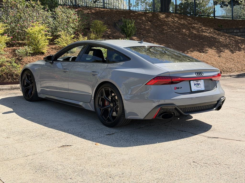 Used 2025 Audi RS 7 Performance image 5
