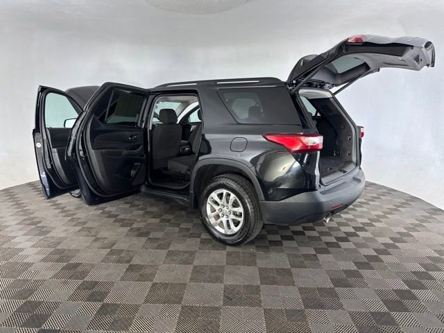 Used 2020 Chevrolet Traverse LT AWD/4WD image 18