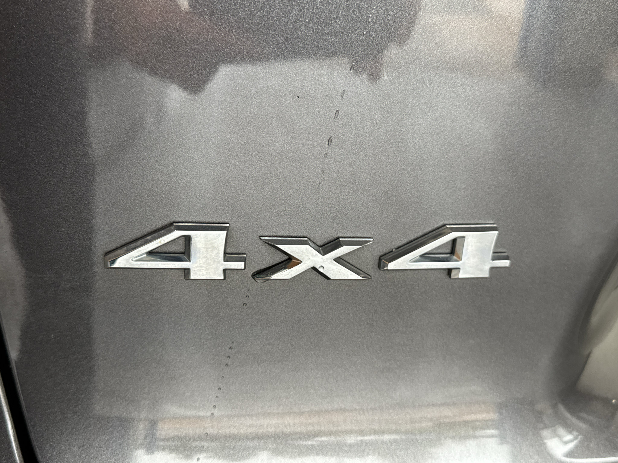 Used 2019 Jeep Cherokee Limited w/ Technology Group AWD/4WD image 10