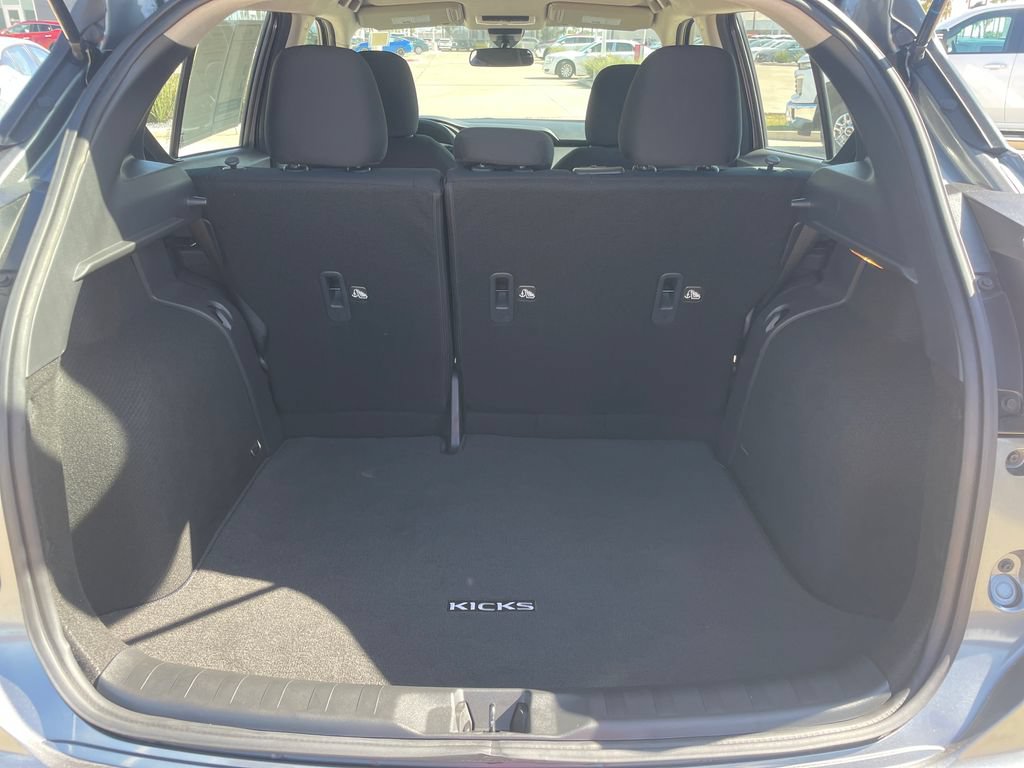 Certified 2025 Nissan Kicks Play S FWD image 26