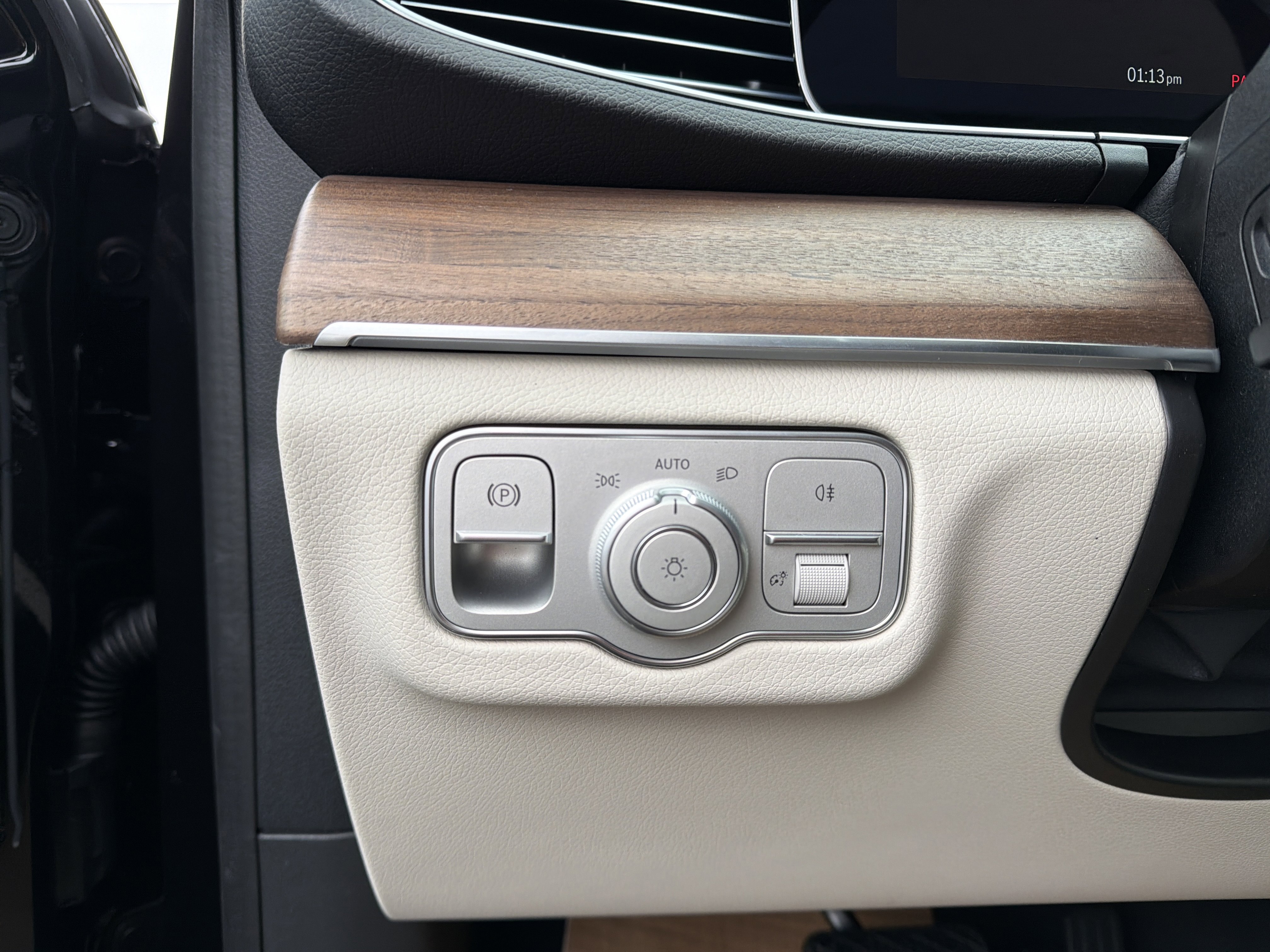 New 2026 Mercedes-Benz GLE 450 GLE 450 4MATIC SUV image 16