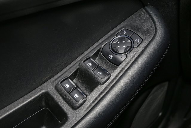 Used 2024 Ford Edge SEL w/ Convenience Package image 35