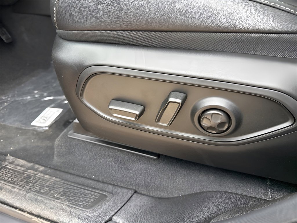 New 2025 Jeep Grand Cherokee L Limited image 27