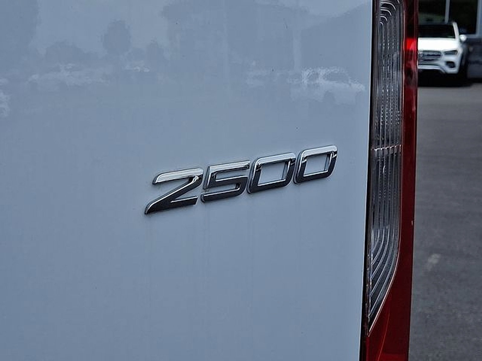 Used 2025 Mercedes-Benz Sprinter 2500 image 24