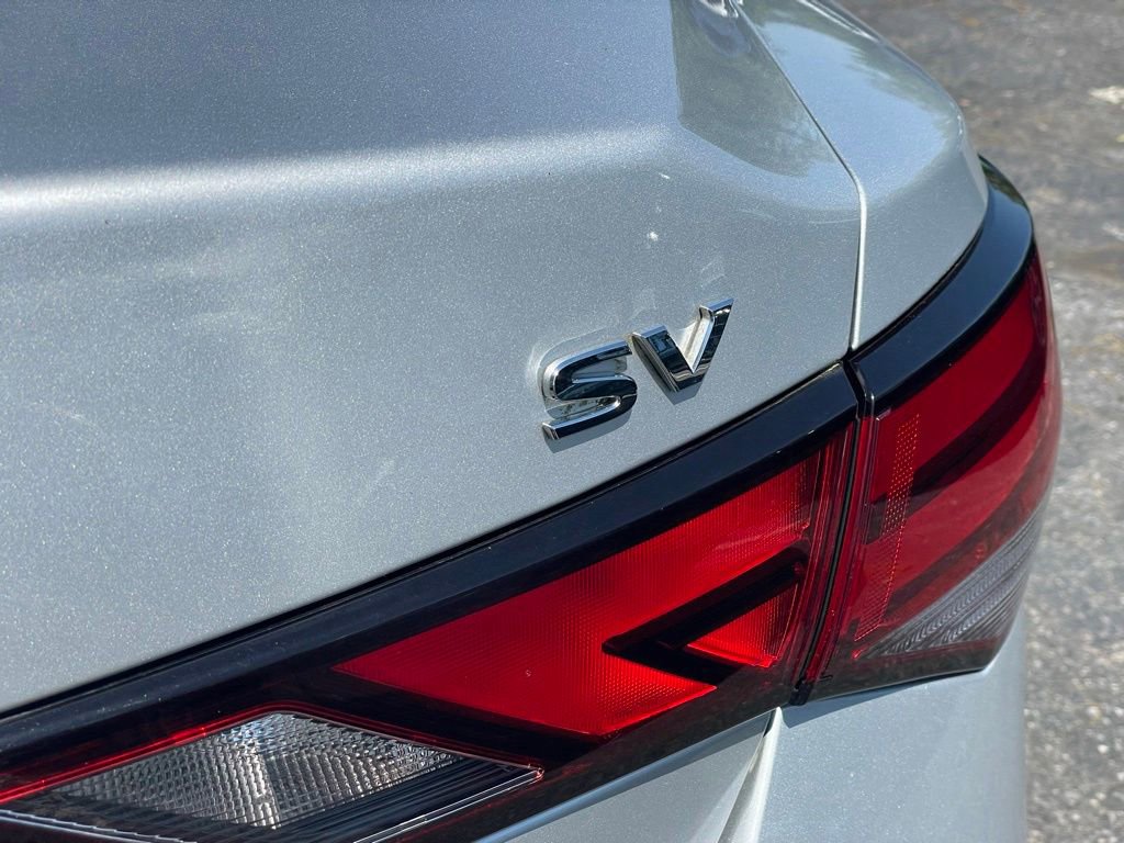 Certified 2021 Nissan Sentra SV FWD image 29