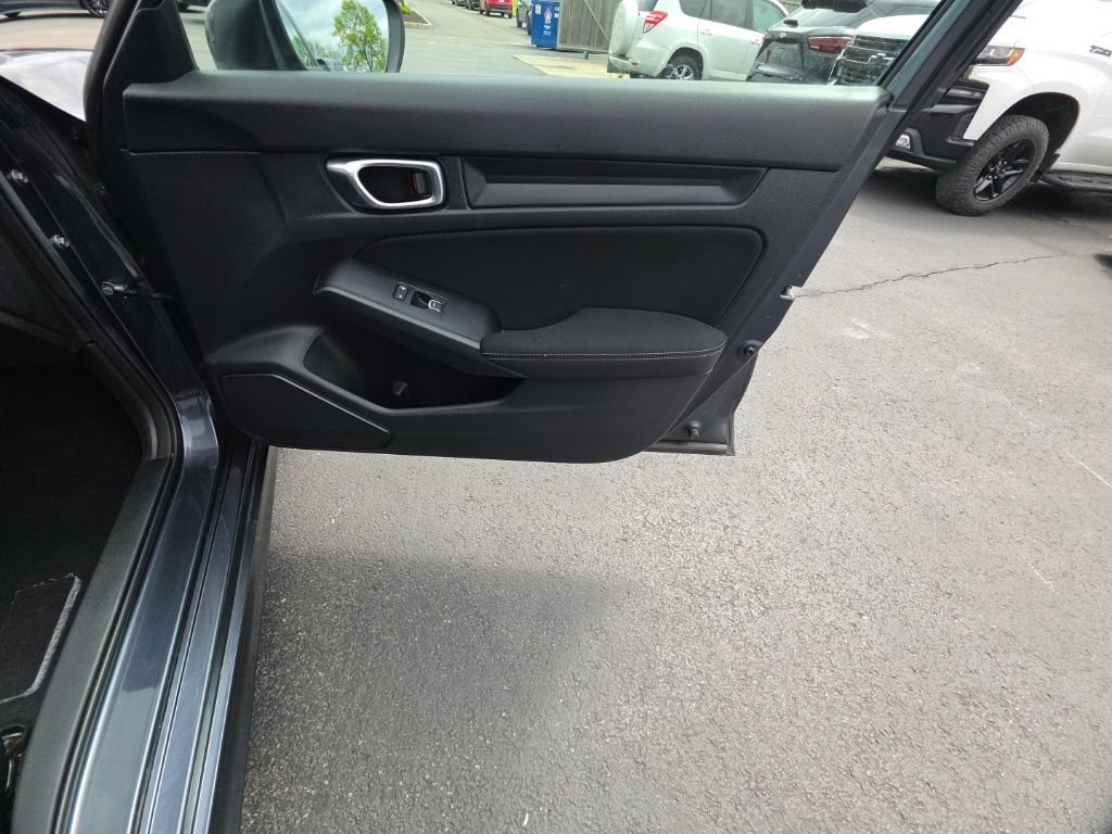 Used 2023 Honda Civic Sport image 29
