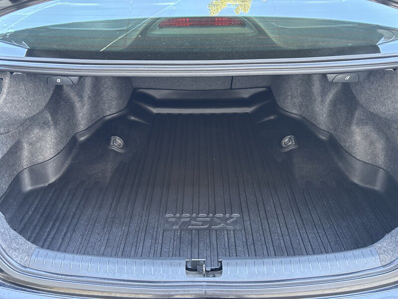 Used 2012 Acura TSX w/ Technology Package image 32