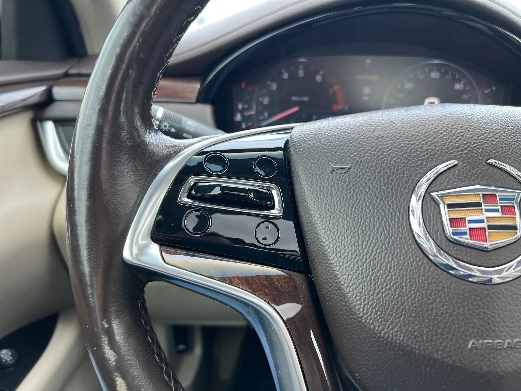 Used 2014 Cadillac XTS Premium FWD image 18