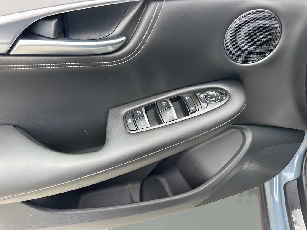 Used 2023 INFINITI QX55 Luxe w/ Cargo Package image 24