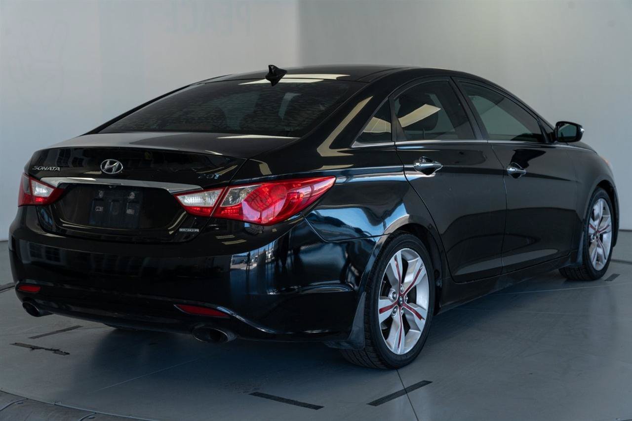 Used 2012 Hyundai Sonata Limited w/ Navigation Pkg FWD image 7