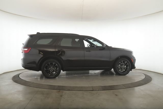 Used 2024 Dodge Durango SXT w/ SXT Blacktop Group image 6