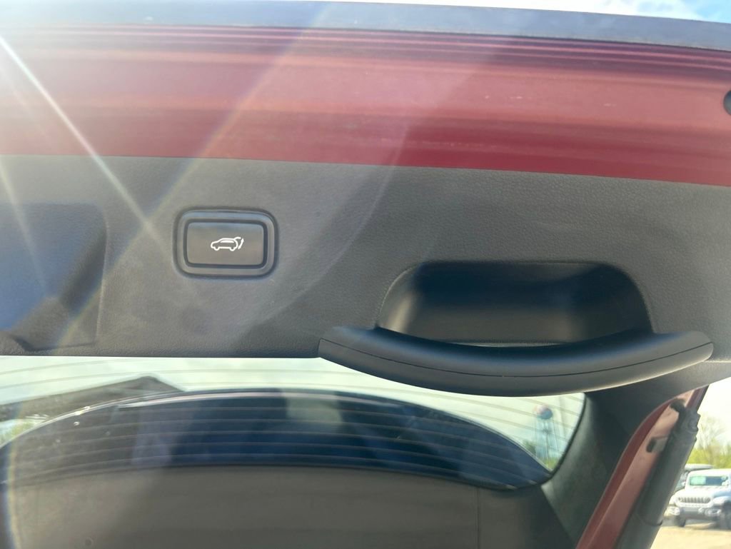 Certified 2023 Kia Sportage X-Pro AWD/4WD image 9