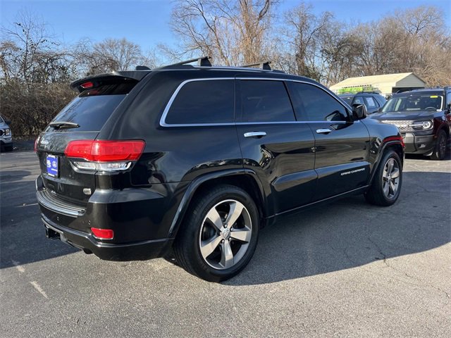 Used 2016 Jeep Grand Cherokee Overland image 3