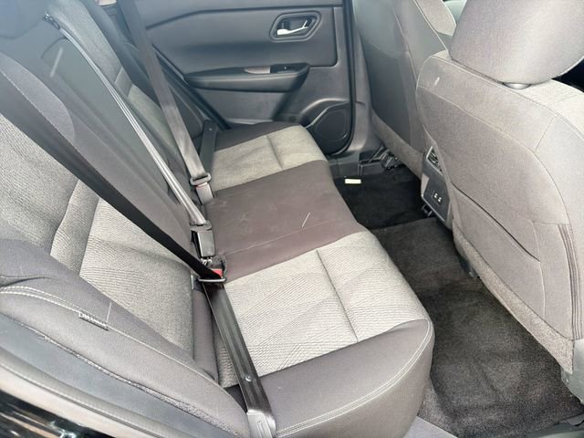 Used 2025 Nissan Rogue SV image 25
