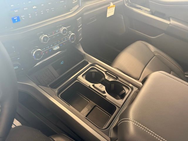 New 2026 Ford F350 Lariat w/ Chrome Package image 23