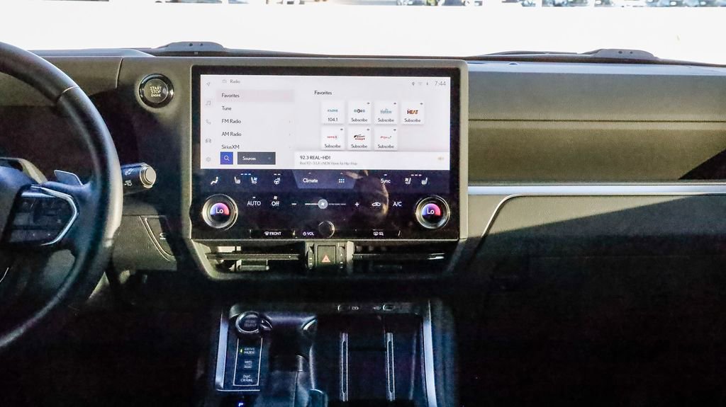 Used 2024 Lexus GX 550 550 Overtrail image 14