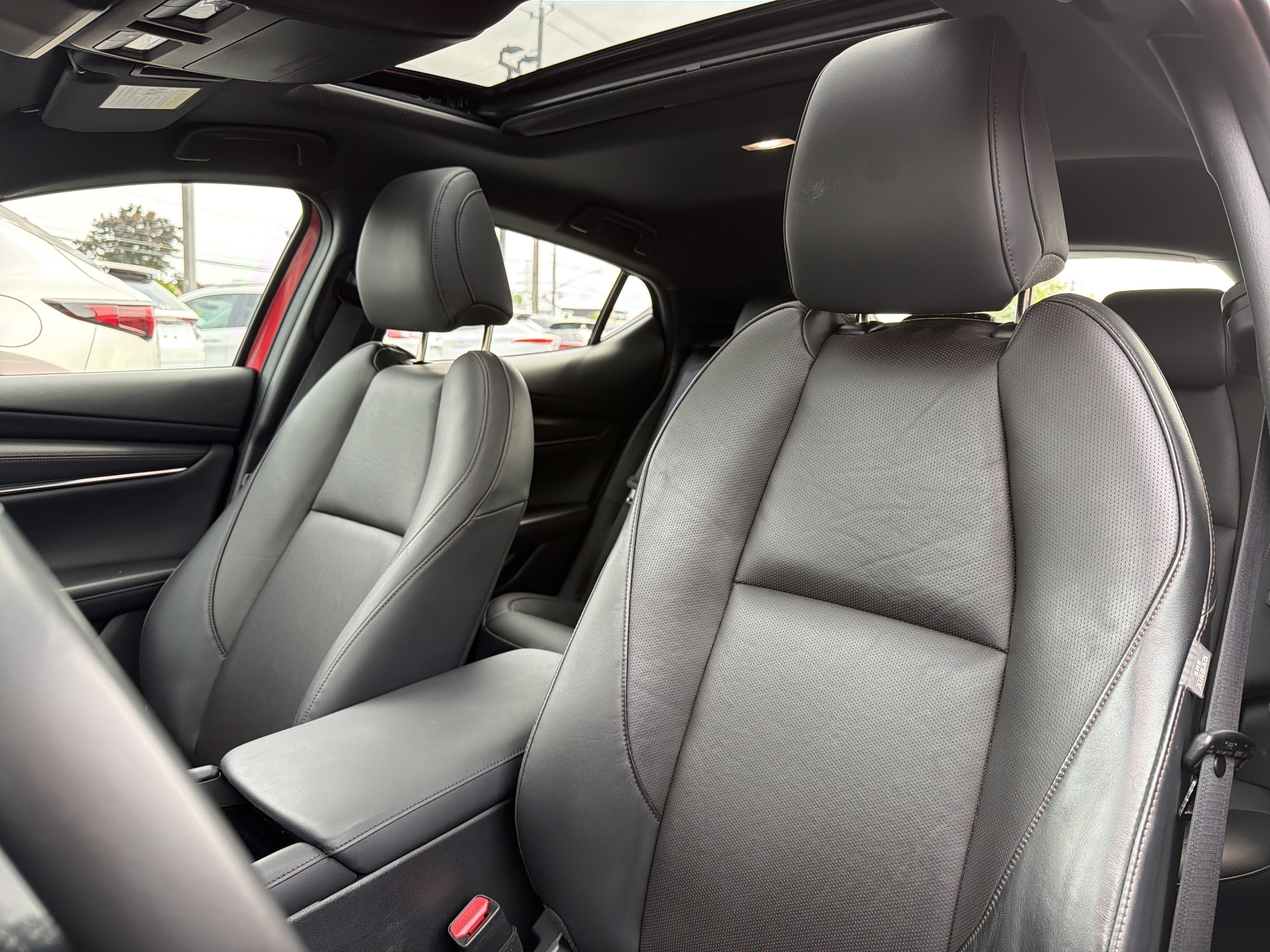 Used 2023 MAZDA MAZDA3 s AWD/4WD image 8