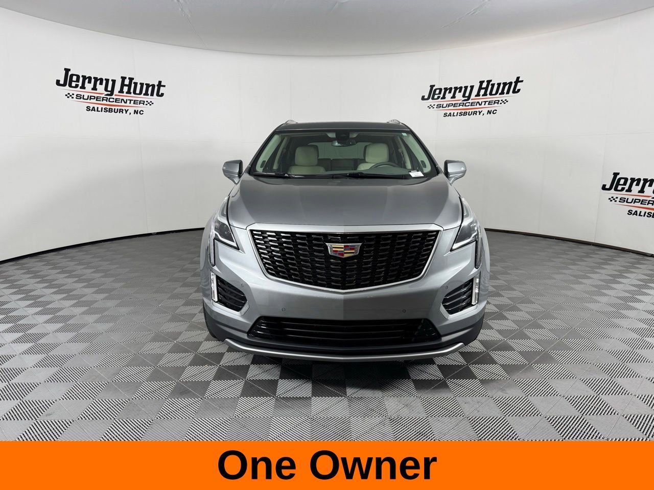 Used 2025 Cadillac XT5 Premium Luxury FWD image 5