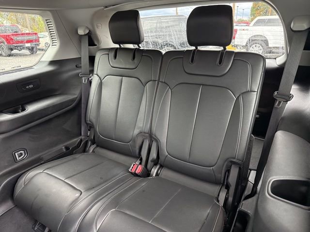 Used 2022 Jeep Grand Cherokee L Limited image 18