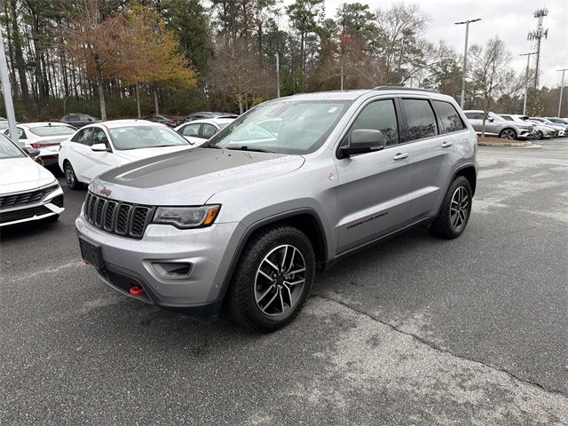 Used 2020 Jeep Grand Cherokee Trailhawk w/ Trailhawk Luxury Group image 3