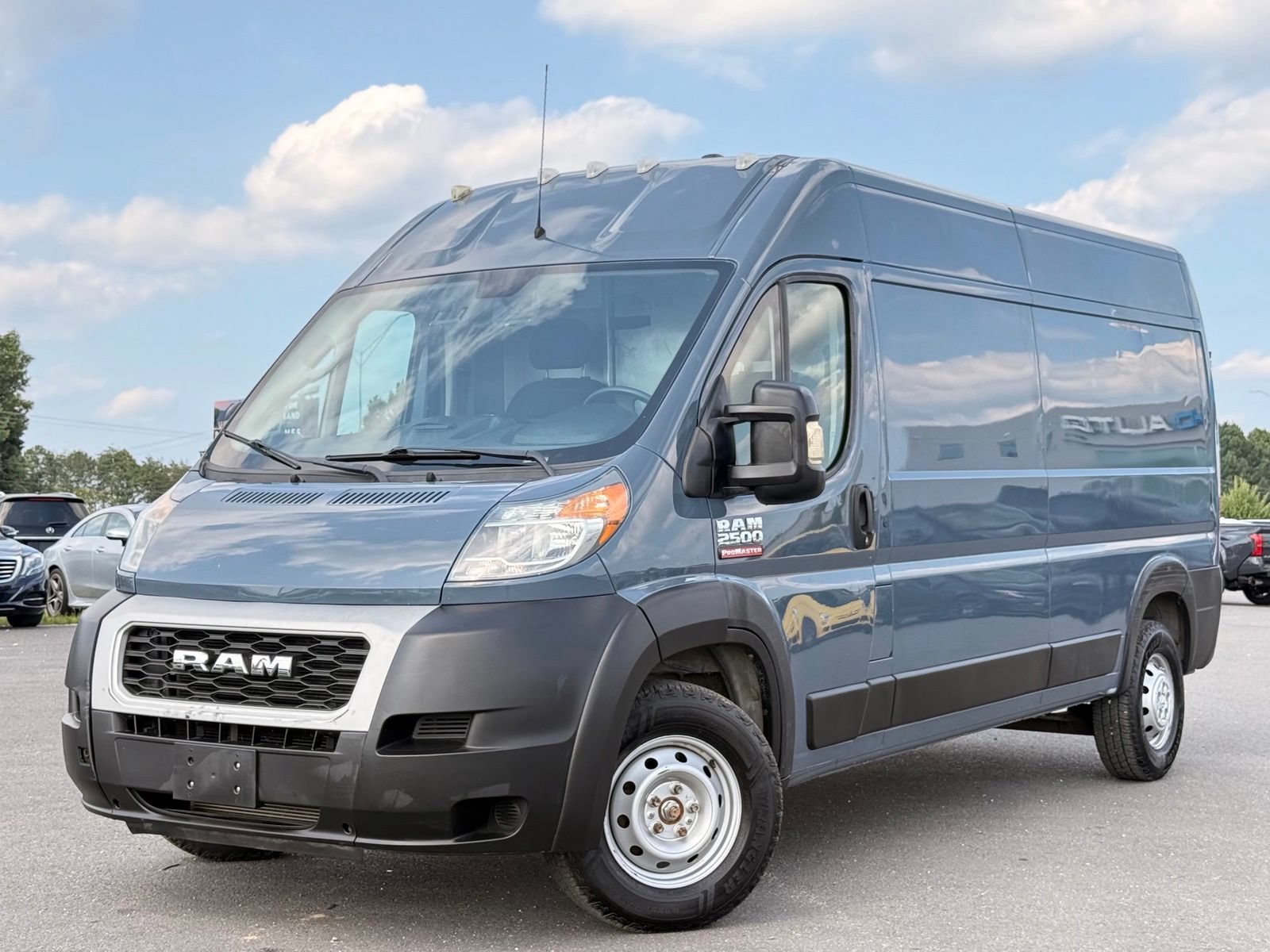 Used 2019 RAM ProMaster 2500 FWD image 1